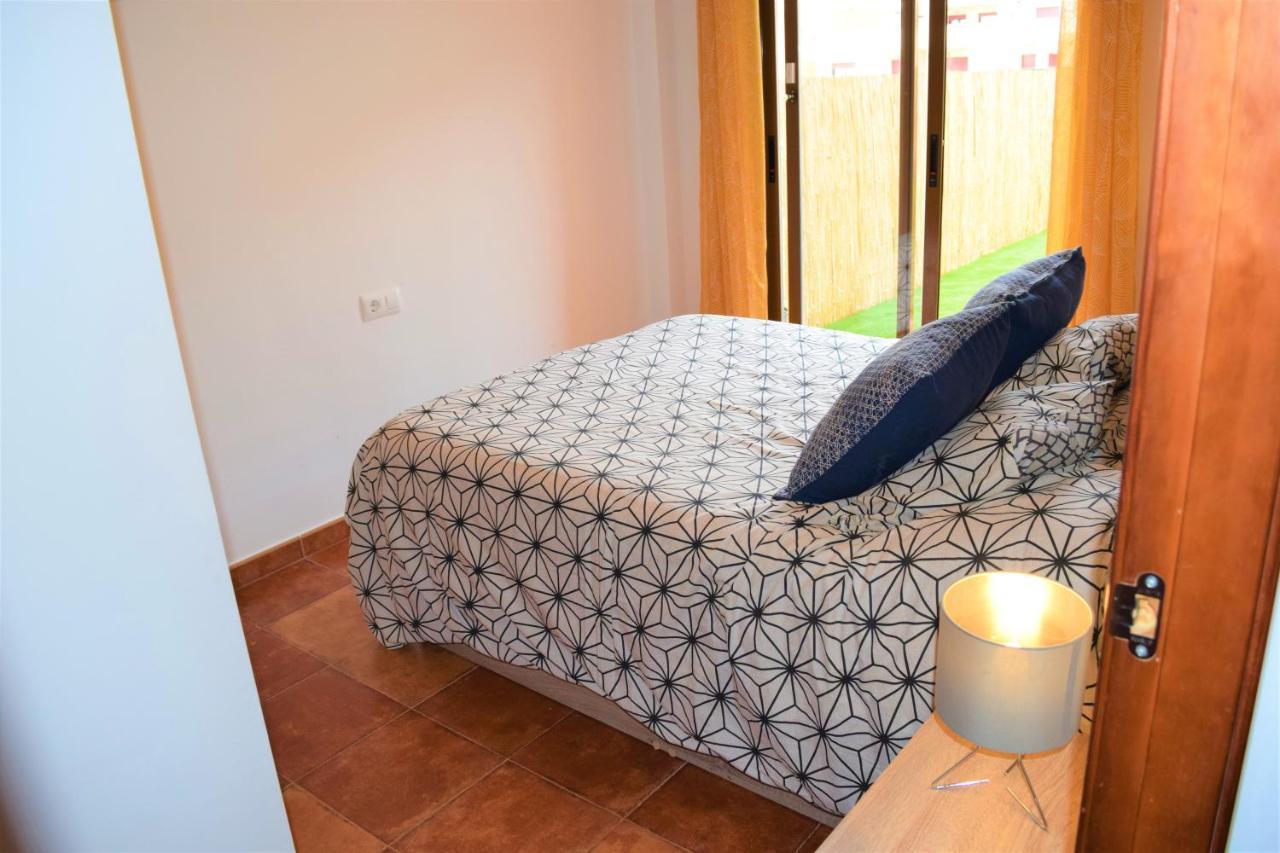 Espacioso Apartamento Con Preciosos Jardines Y Bbq Isla Plana Exterior photo