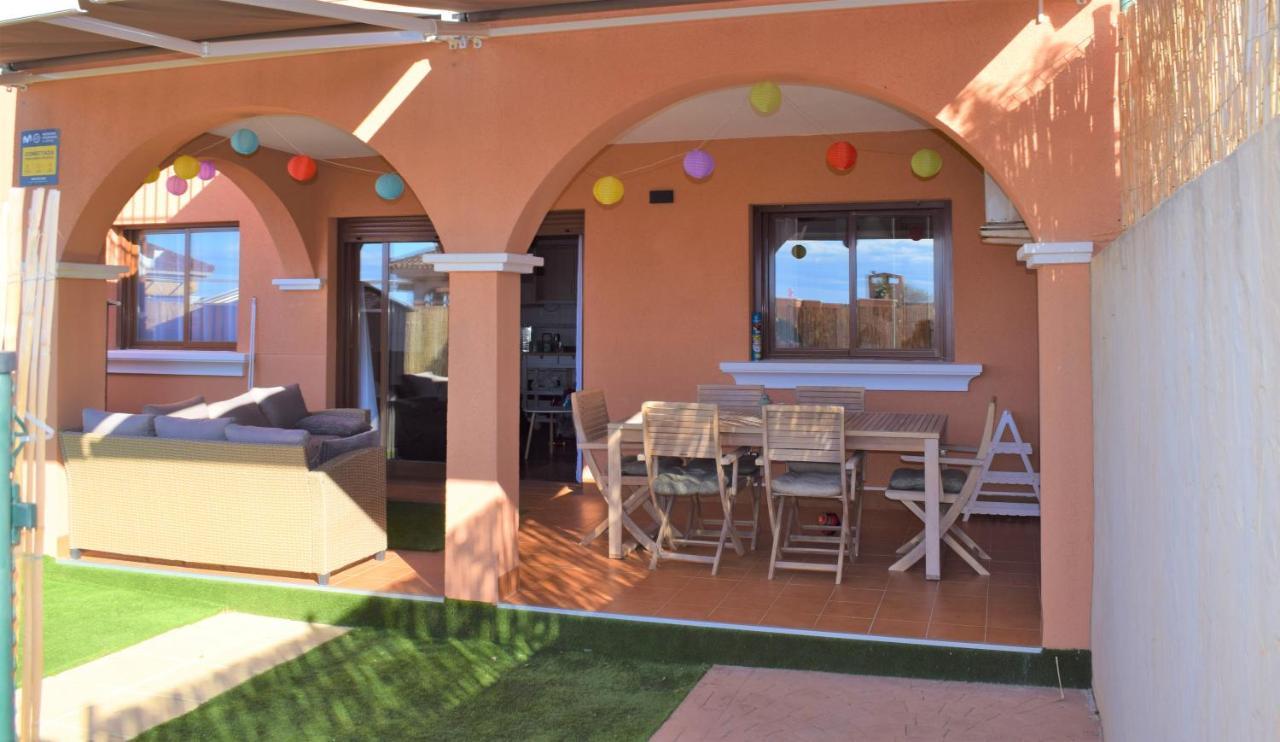 Espacioso Apartamento Con Preciosos Jardines Y Bbq Isla Plana Exterior photo
