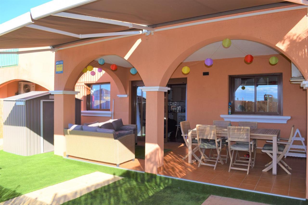 Espacioso Apartamento Con Preciosos Jardines Y Bbq Isla Plana Exterior photo