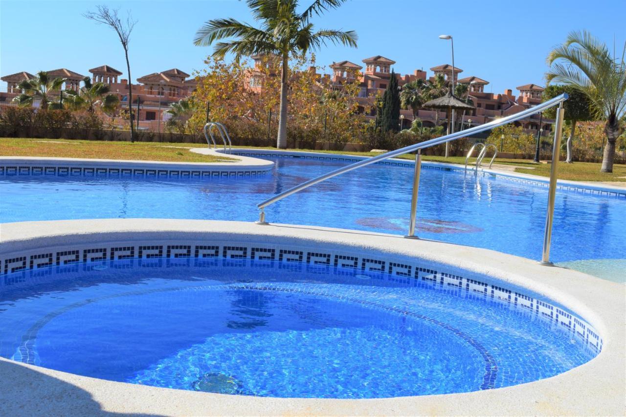 Espacioso Apartamento Con Preciosos Jardines Y Bbq Isla Plana Exterior photo