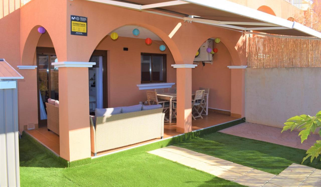 Espacioso Apartamento Con Preciosos Jardines Y Bbq Isla Plana Exterior photo